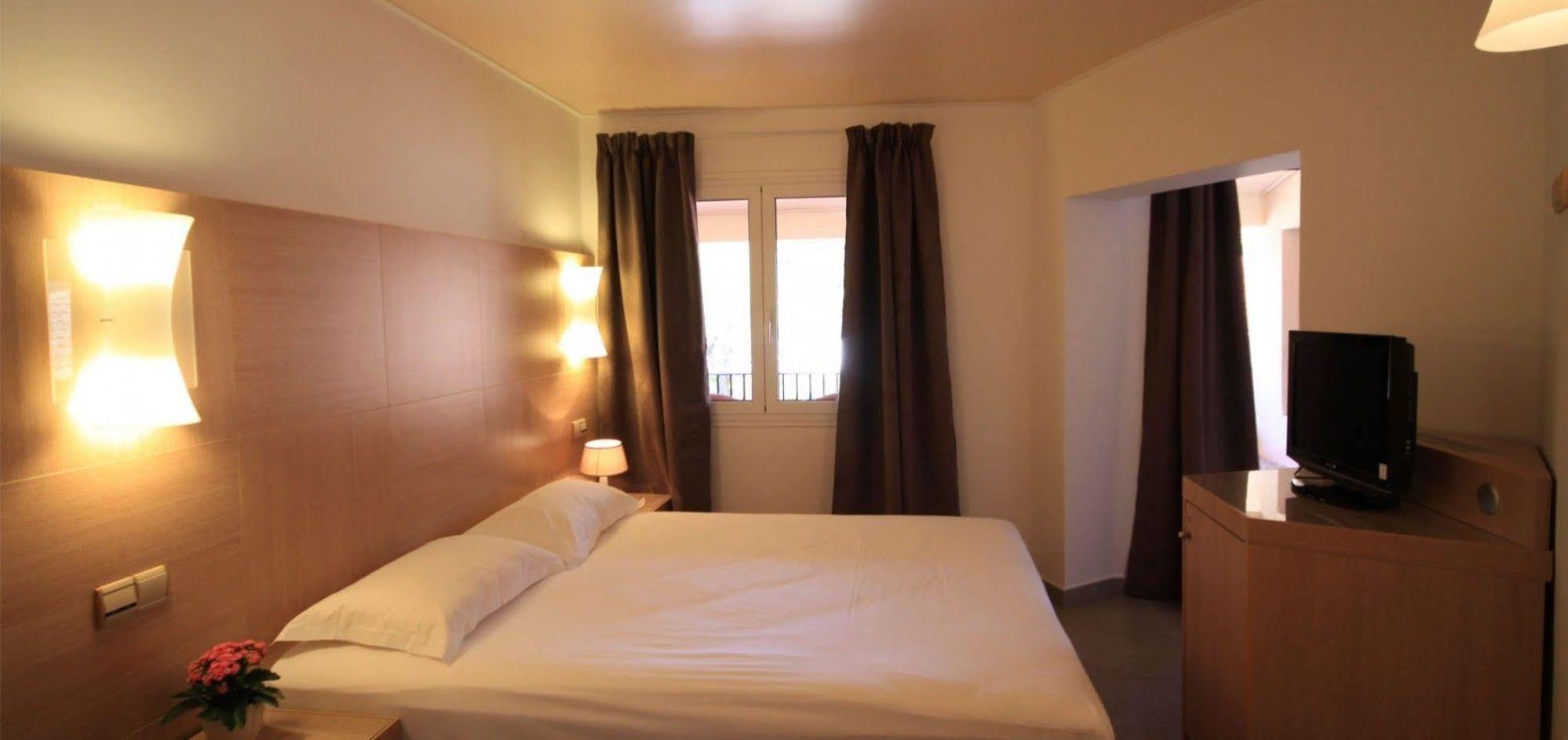 Domaine De L'Oriu Hotel Serriera  Eksteriør billede