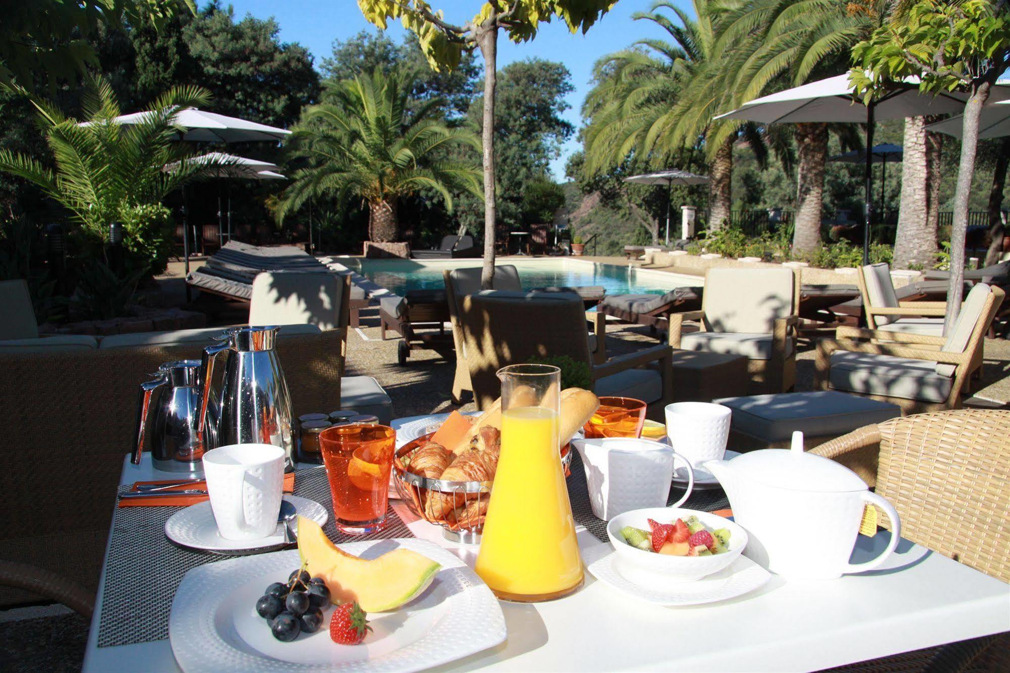 Domaine De L'Oriu Hotel Serriera  Eksteriør billede