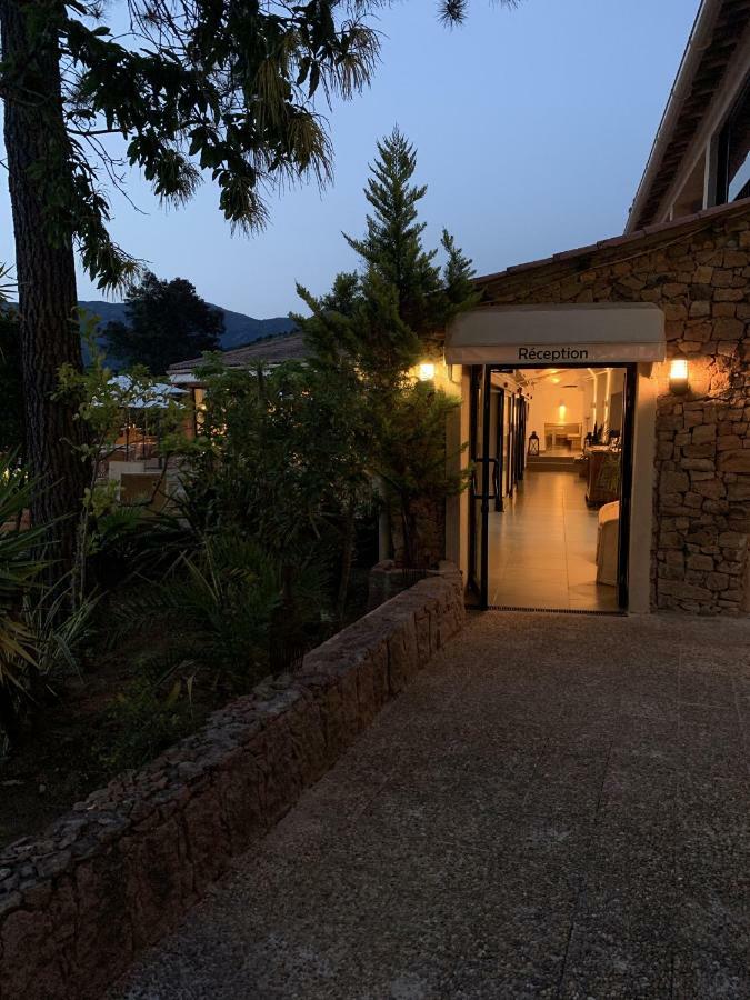 Domaine De L'Oriu Hotel Serriera  Eksteriør billede